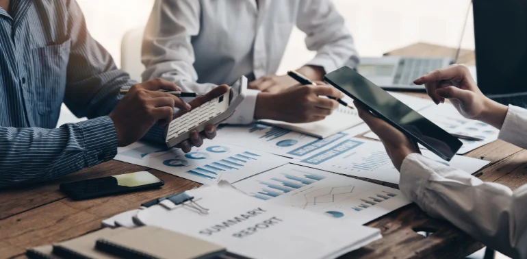 Safeguard Your Interests with Expert Contract Drafting & Review!